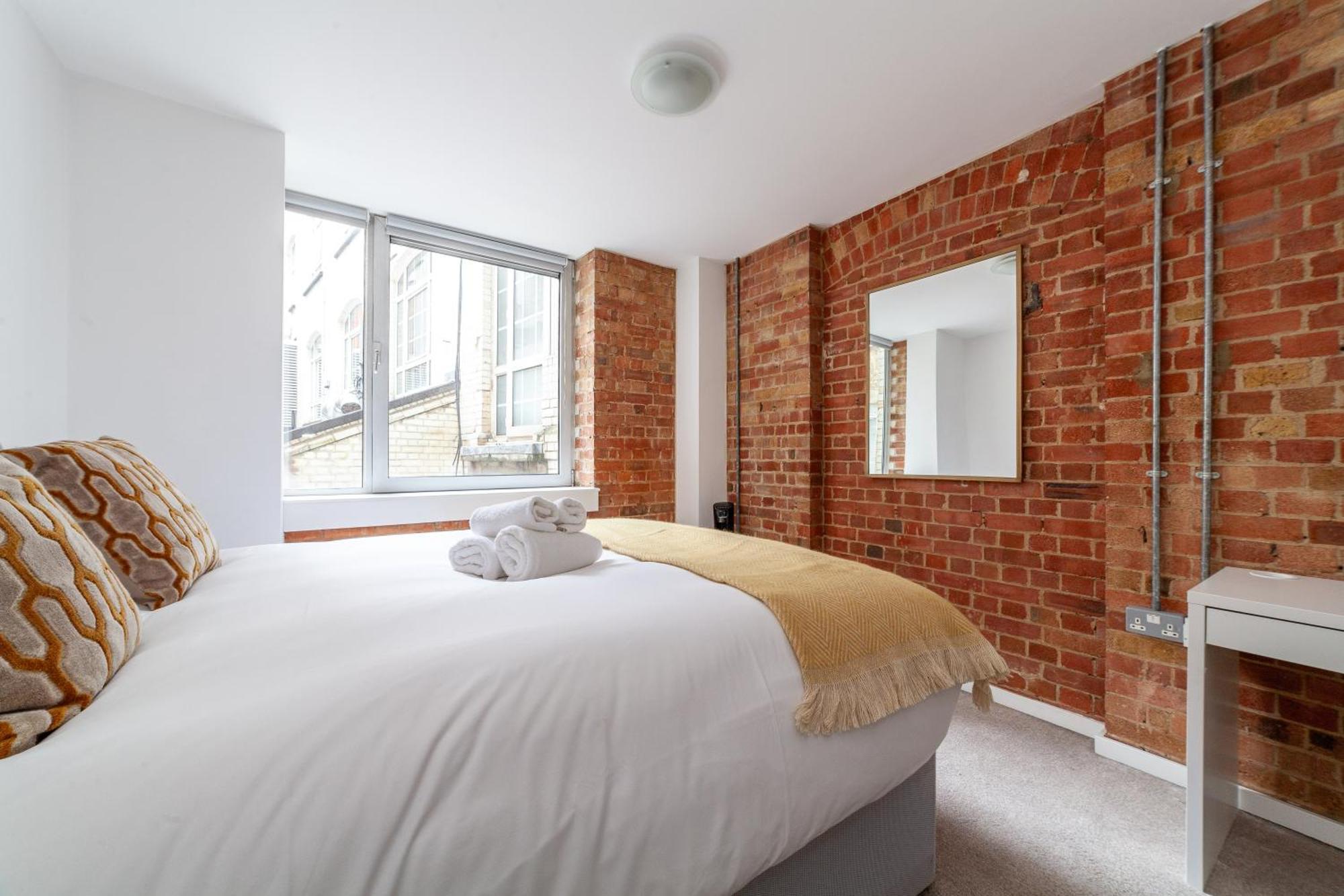 Elegance & Chic Design - 2-Bedroom Haven London Exterior photo
