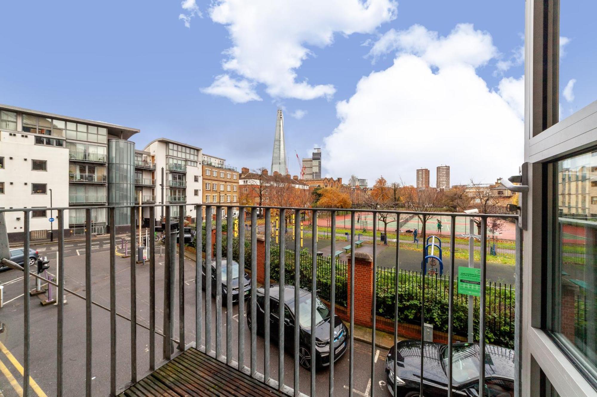 Elegance & Chic Design - 2-Bedroom Haven London Exterior photo