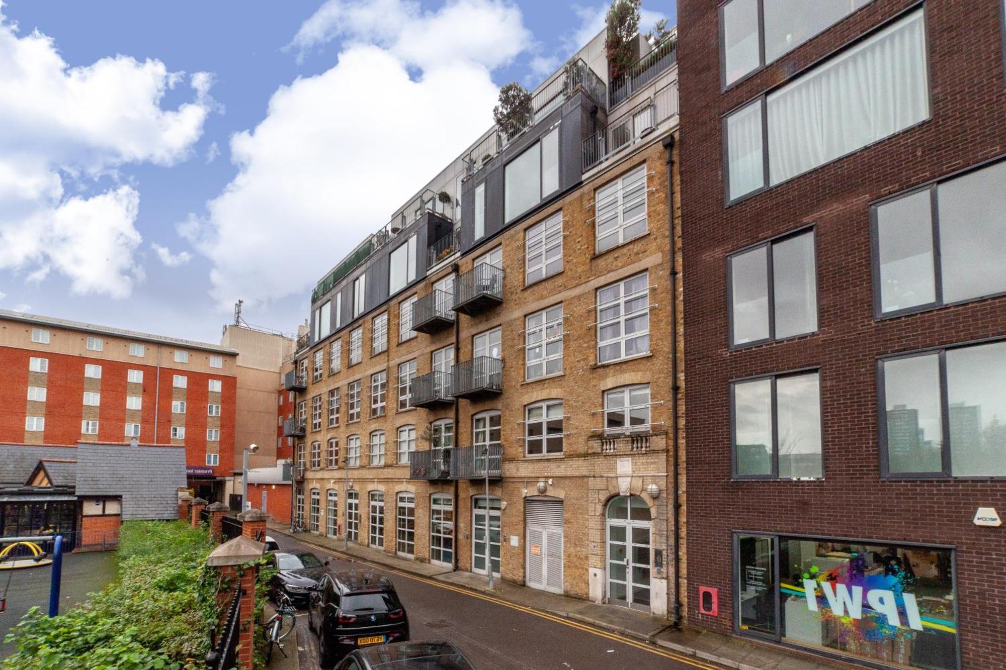 Elegance & Chic Design - 2-Bedroom Haven London Exterior photo